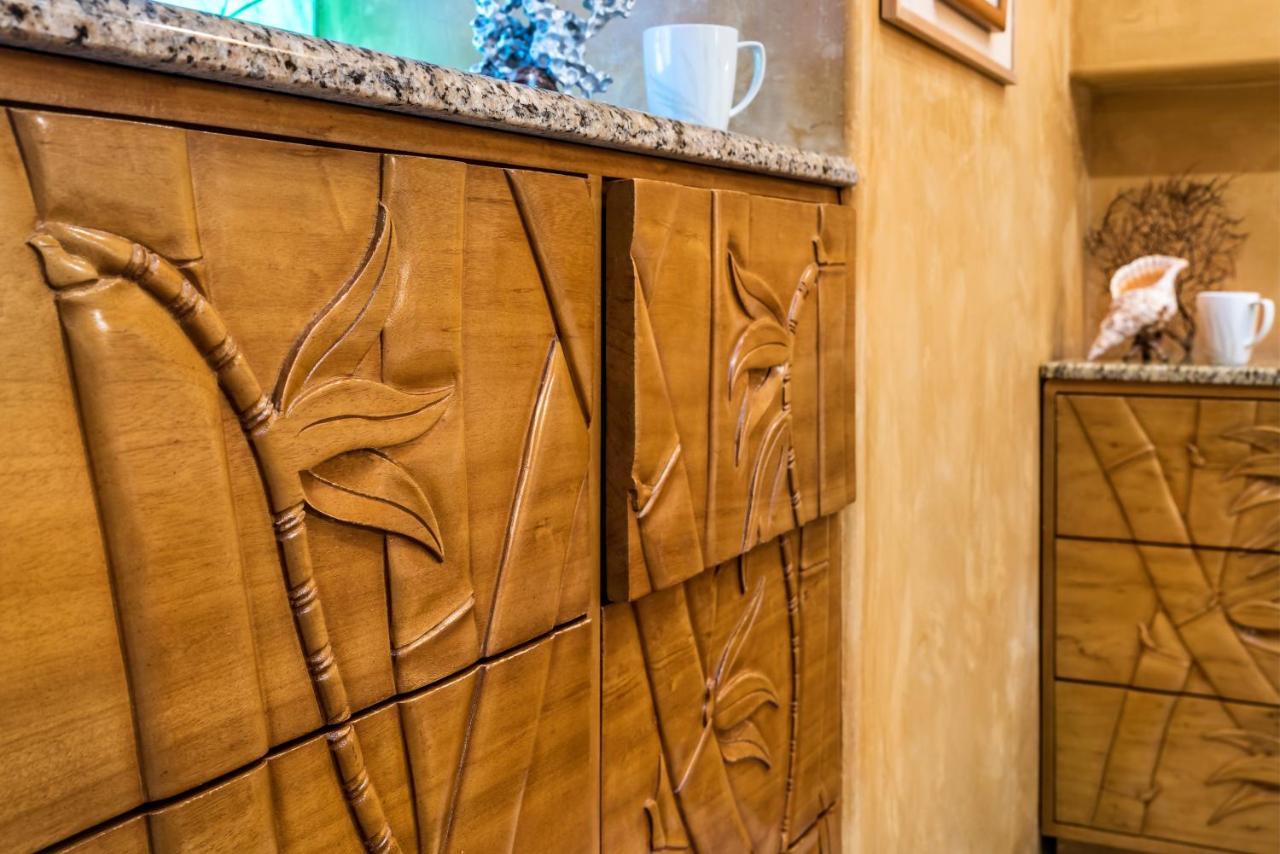 لاهينا The Guest House المظهر الخارجي الصورة