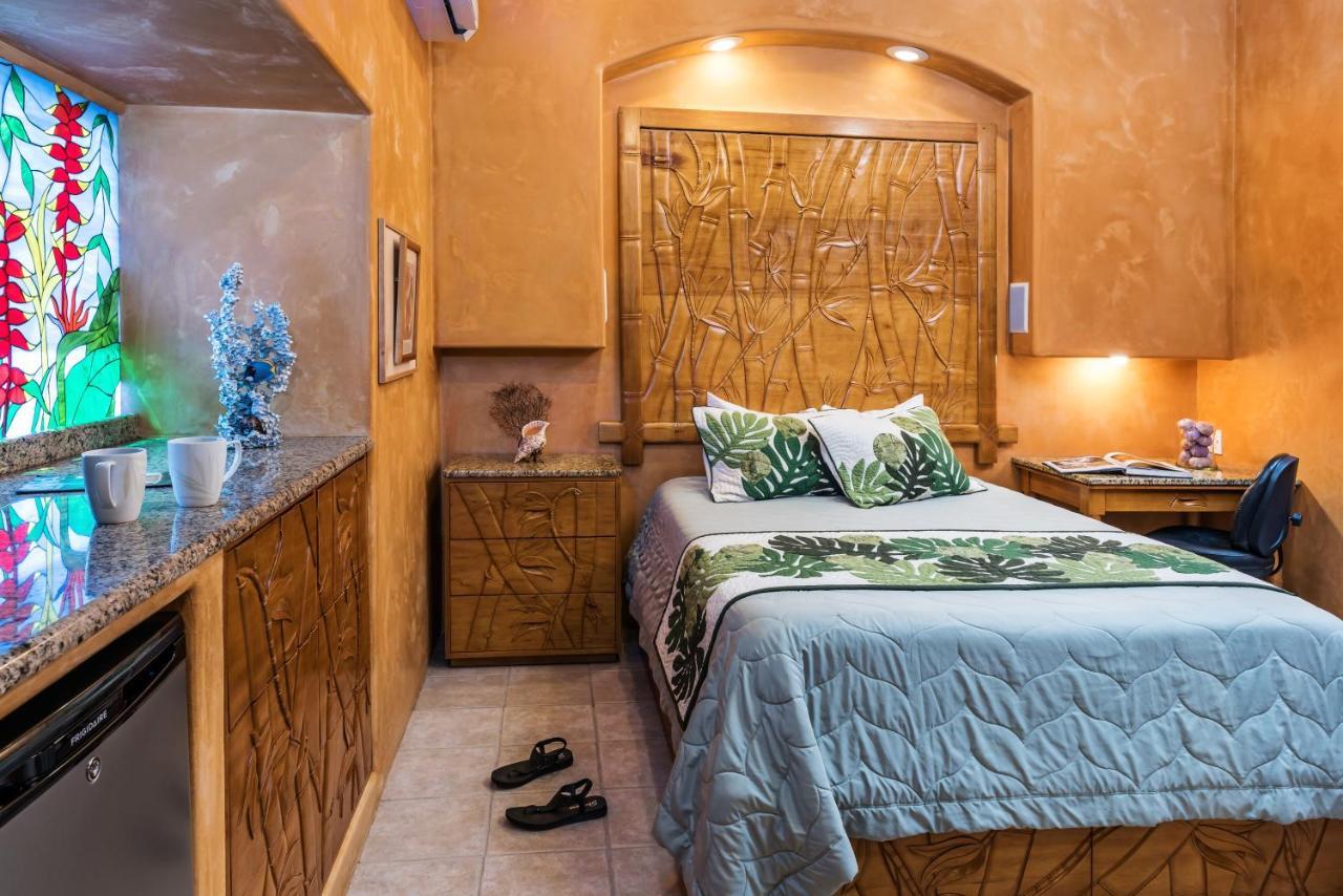 لاهينا The Guest House المظهر الخارجي الصورة